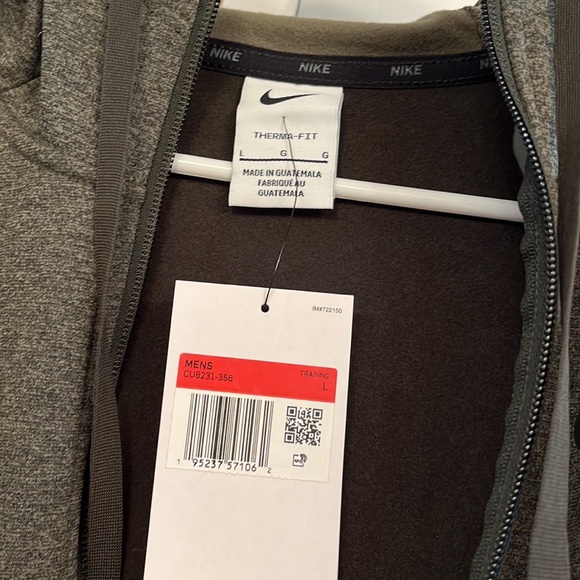 Men’s therma-fit Nike sweatshirt - Picture 4 of 4